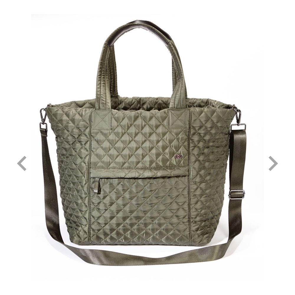 CALIA by Carrie Underwood Quilted Travel Tote new